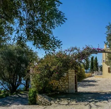 Aloni By About Paxos Vilă