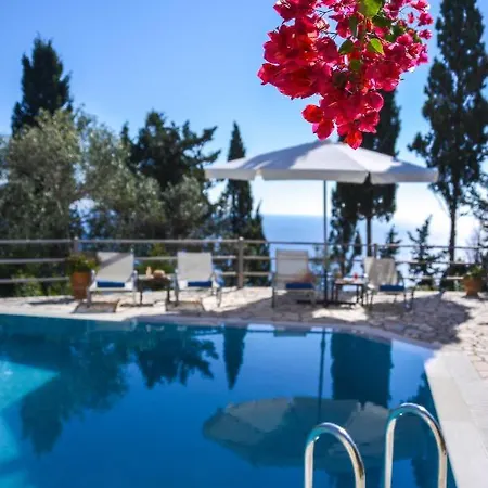 Aloni By About Paxos Vilă
